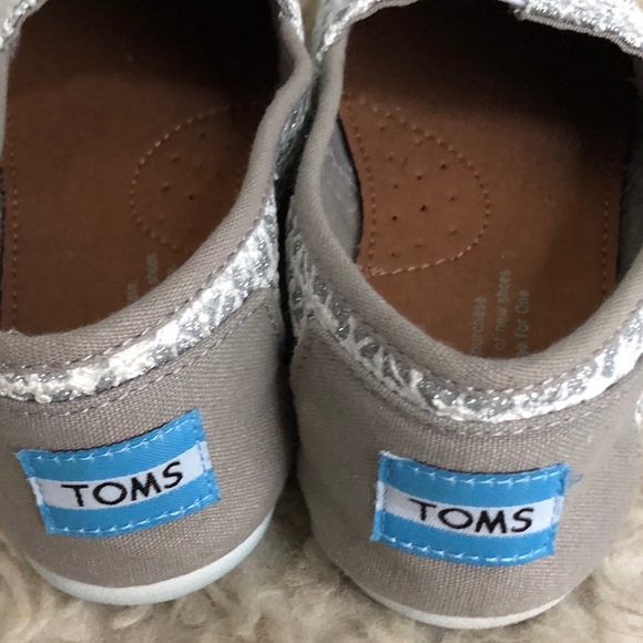 SOLD 〰️ Silver Lace Glimmer Classic - Picture 4 of 7